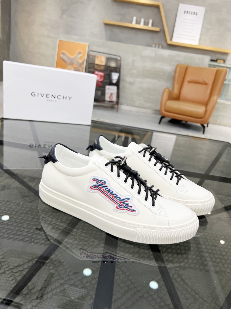 Givenchy Sneakers